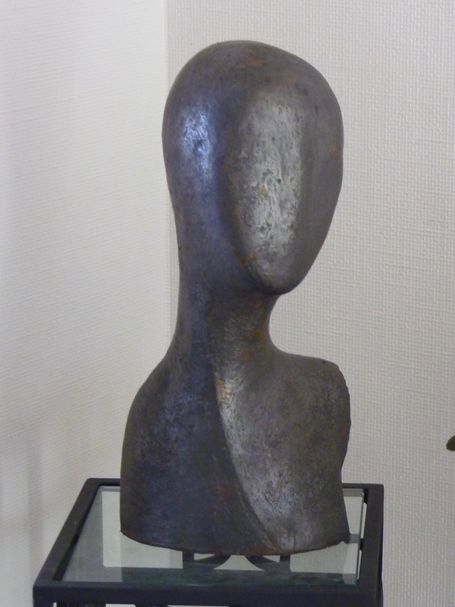 Frauenkopf Keramik Barbara Dobberstein